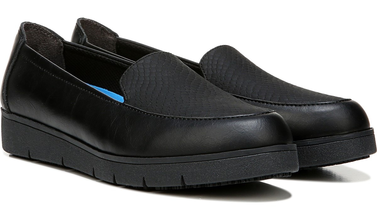 slip resistant loafers womens